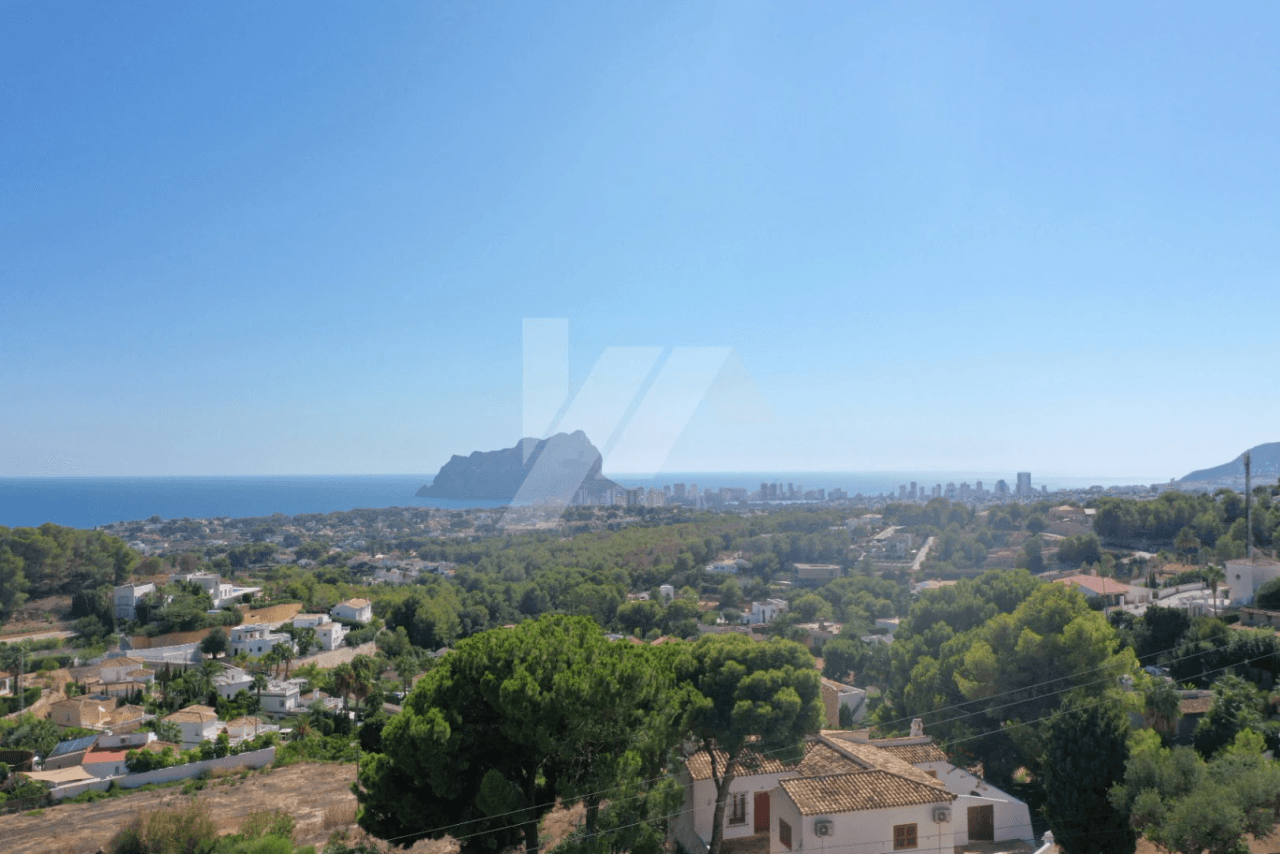 Villa estilo Ibiza con vistas al mar en venta en Benissa, Costa Blanca.