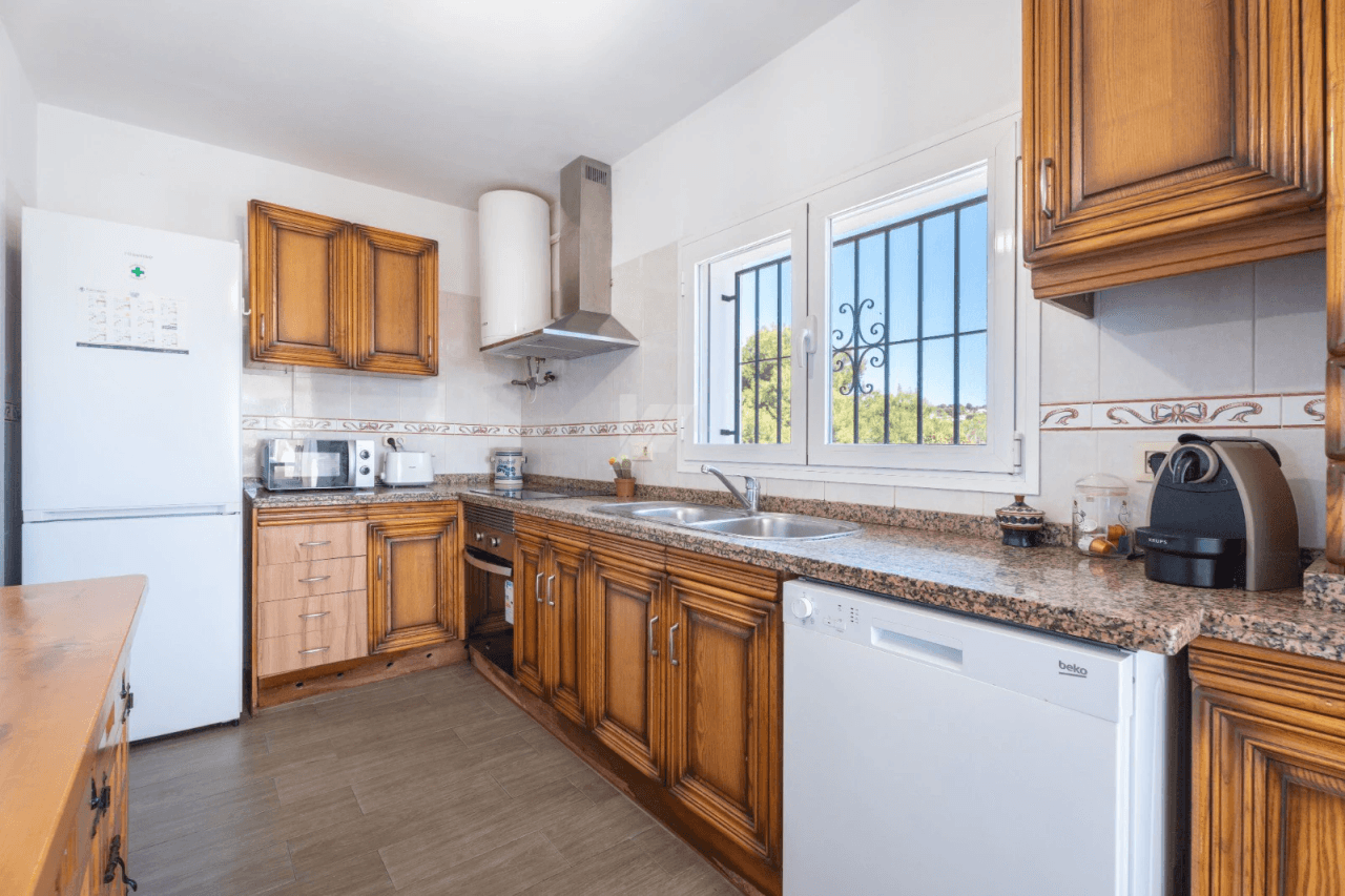 Villa en venta en Benissa Costa, Costa Blanca.